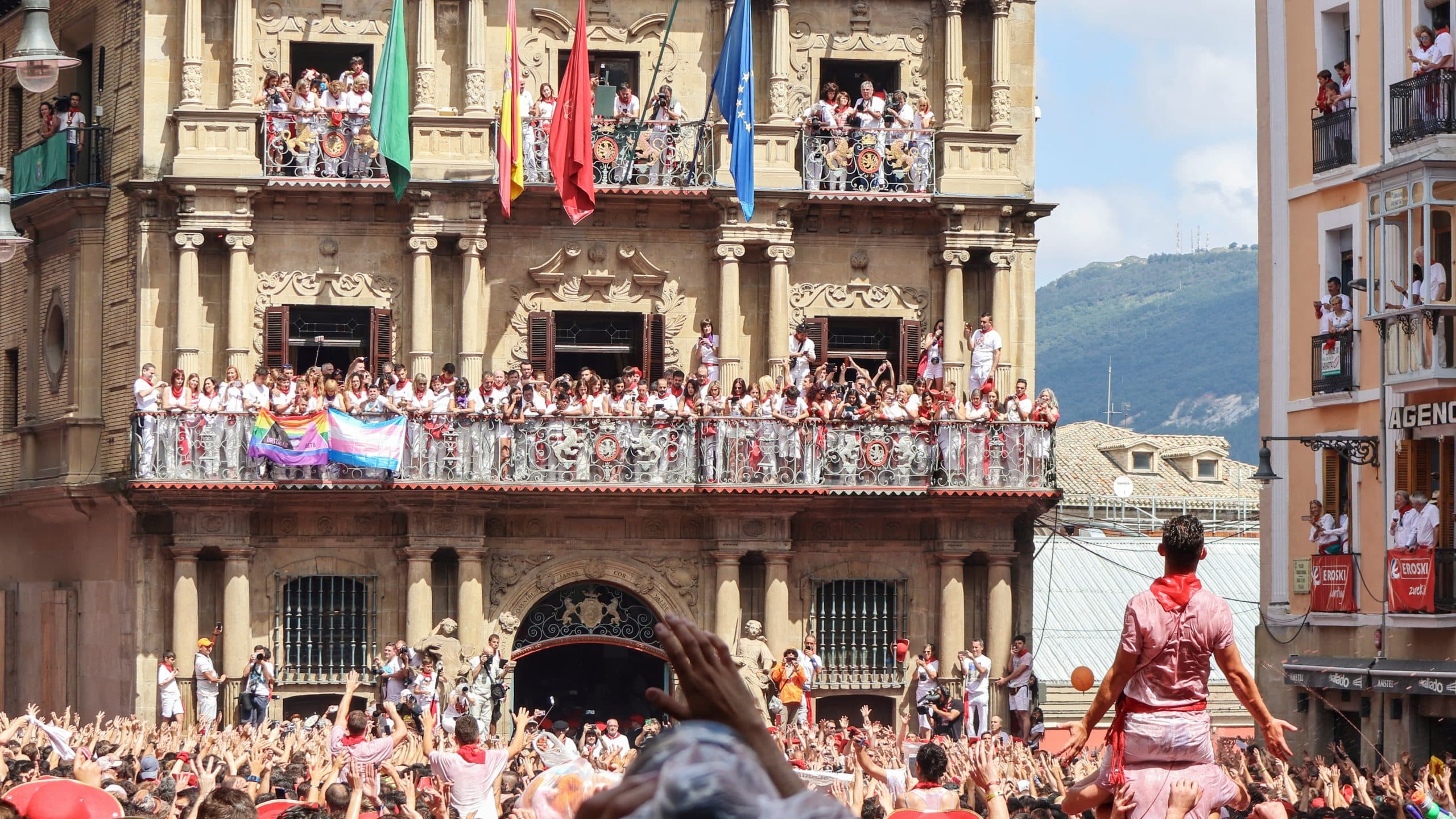san-fermin-pamplona-navarra-2y68FP9tZRQ-unsplash
